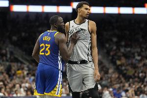 極速NBA灰熊vs爵士比賽回放_極速NBA灰熊vs爵士比賽回放在線觀看_免費看直播